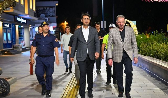 Uşak Atapark ve Küçükçarşı’da Güvenlik Denetimine Vali Kartal’da katıldı