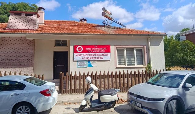 Uşaklı Vatanperver Müftünün Adı Kur’an Kursuna Verildi