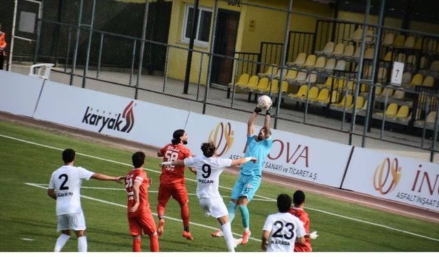 Uşakspor Hezimete Uğradı: Balıkesirspor: 4 - Uşakspor: 1