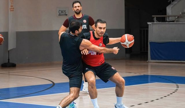 İlkler Şehri Uşak Basketbol Takımı Galibiyet Peşinde
