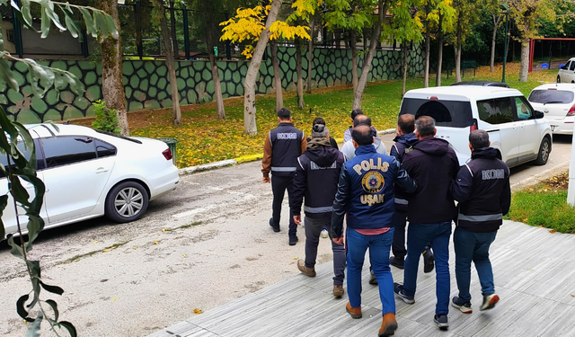 Uşak’ta Dev Dolandırıcılık; 43 Aracın Kilometresi Düşürülmüş