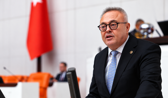 Uşak Milletvekili Ali Karaoba Meclis'te İlk 10'a Girdi