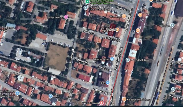 Uşak'ta 3 Katlı Bina Mahkemeden Satışa Çıkarıldı