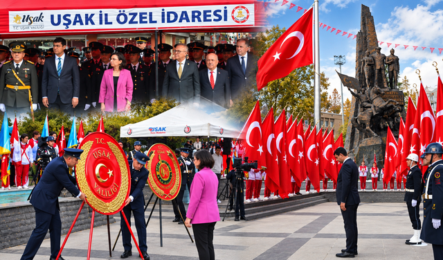 Uşak’ta Cumhuriyet Bayramı Kutlamaları Çelenk Töreniyle Başladı