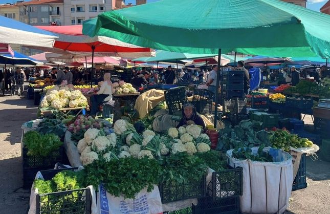 Uşak Çarşamba Pazarı’nda Fiyatlar Belli Oldu