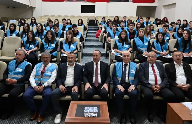 Uşak’ta Gençler İklim İçin Bir Araya Geldi
