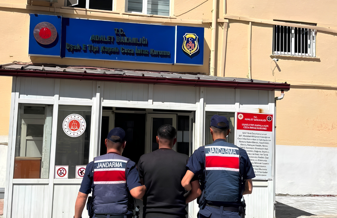 Uşak’ta JASAT’tan Nokta Operasyon: 70 Kişi Yakalandı
