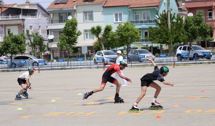 Tekerlekli paten heyecanı başladı