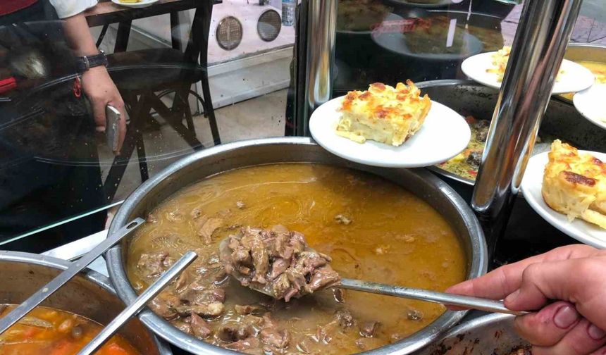 Kurban Bayramı’nda uzmanından dengeli beslenme ve egzersiz uyarısı
