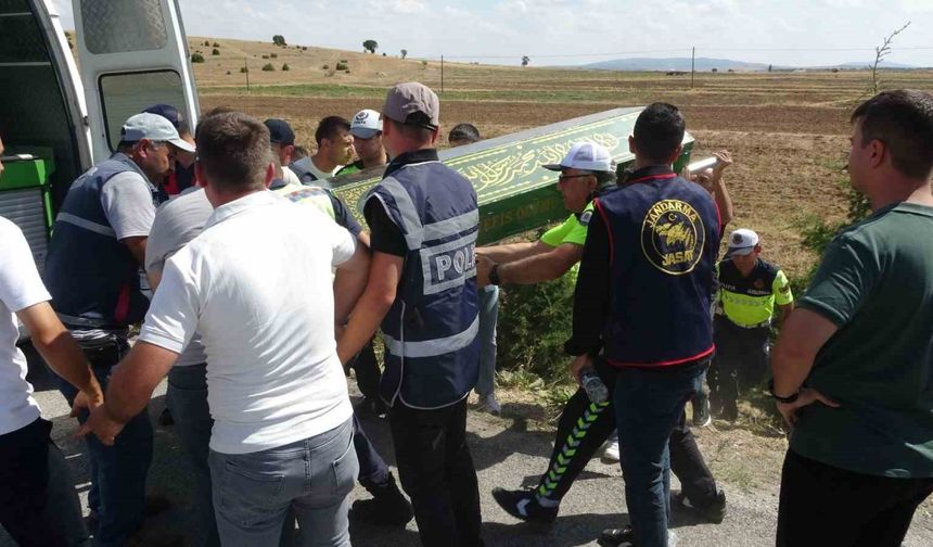 Yol kontrolünde görevli jandarma uzman çavuş şehit oldu