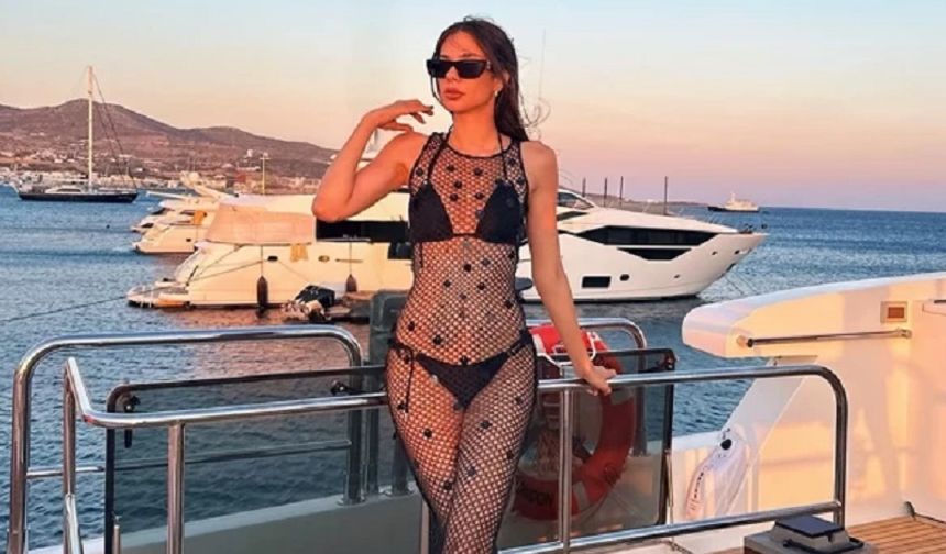 Deren Talu Pozlarıyla Sosyal Medyayı Salladı