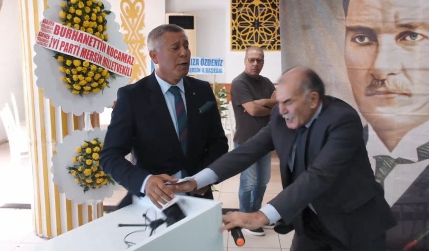 Kongrede gergin anlar, kürsüyü bile devirdiler