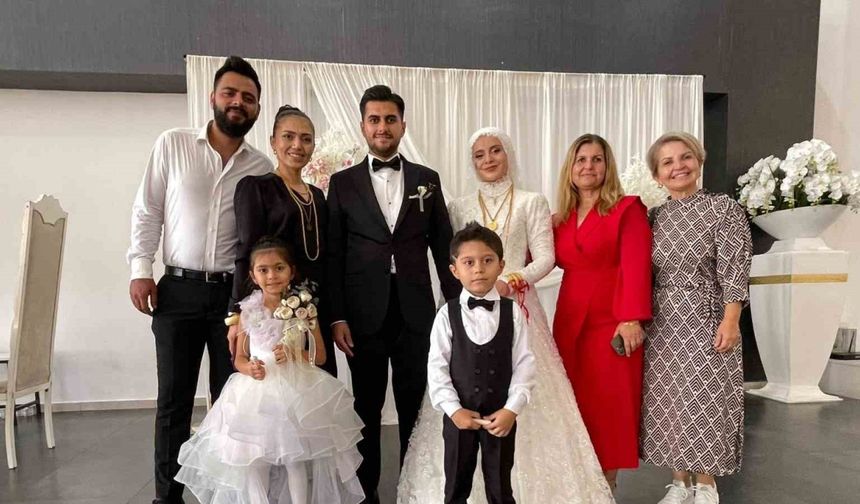 Torununa takı olarak ev, araba ve tarla hediye etti