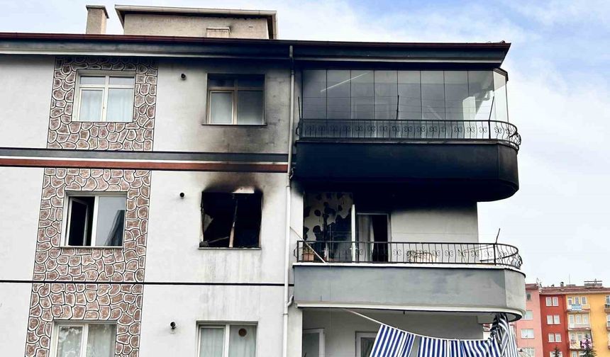 4 katlı binada patlama: Hasarın boyutu gün aydınlanınca ortaya çıktı