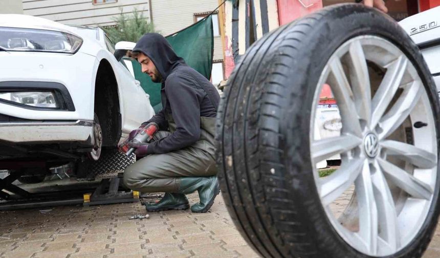 Kış lastiği için son gün yoğunluğu