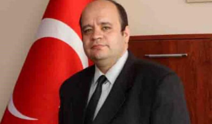 Üniversite öğretim görevlisi evinde ölü bulundu