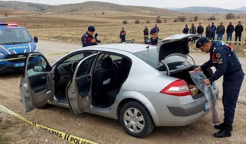 Av Yolunda Facia Araçta Patlayan Tüfek Can Aldı