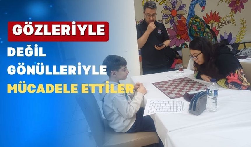 Uşak’ta Körleme Satranç Turnuvası Düzenlendi