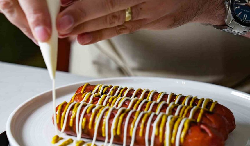 Etala markası glutensiz sosisi tüketiciyle buluşuyor