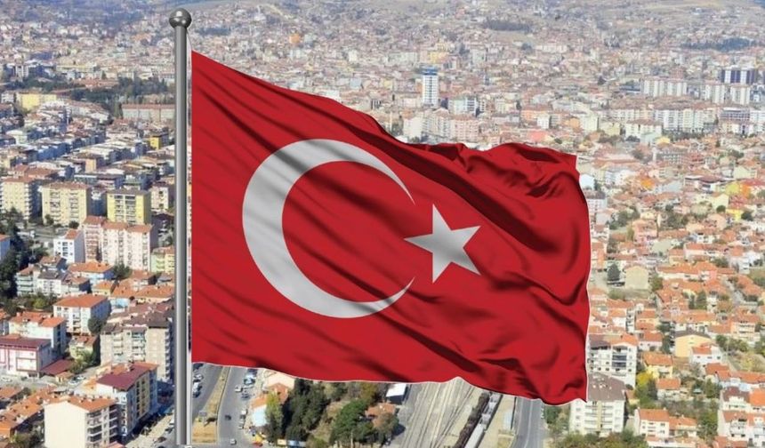 Bayrağımıza yapılan hain saldırıya Uşak’tan tepkiler