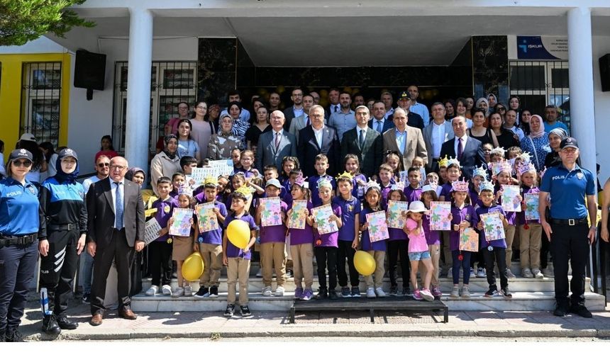 “Karneleriniz bir dönemde gösterdiğiniz emeğin ve gayretin bir sonucudur.”
