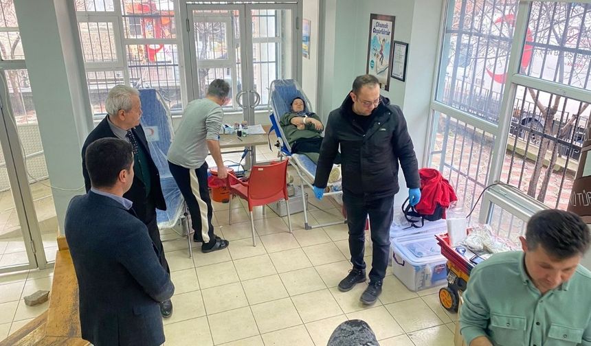 Uşak Kültür ve Turizm Müdürlüğü çalışanları kan bağışında bulundu