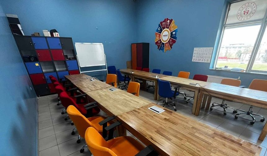 DENEYAP Türkiye Uşak’ta da geleceğin teknoloji yıldızlarını arıyor