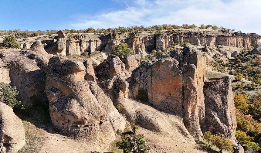 Uşak’ta 3 Bin Yıllık Gizemli Yol Ortaya Çıktı