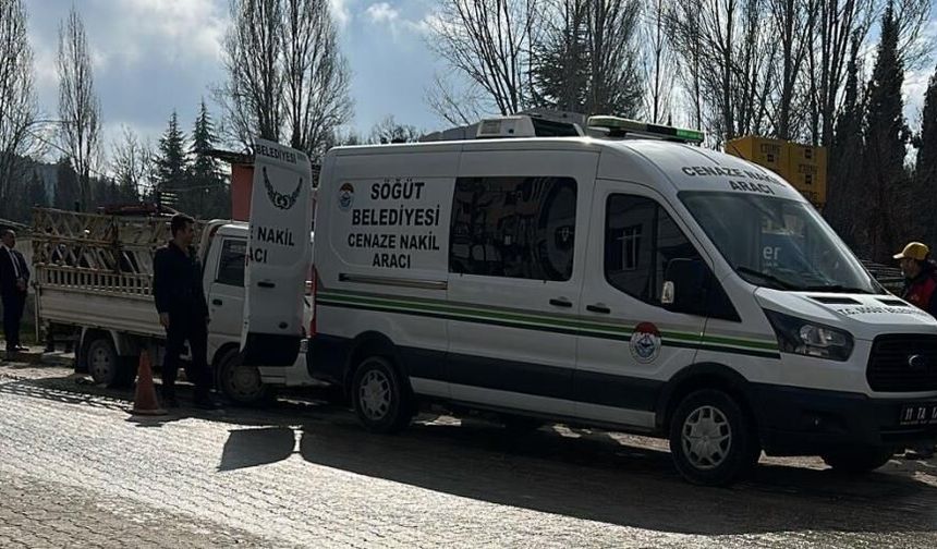 Kamyonetinde Ölü Bulundu