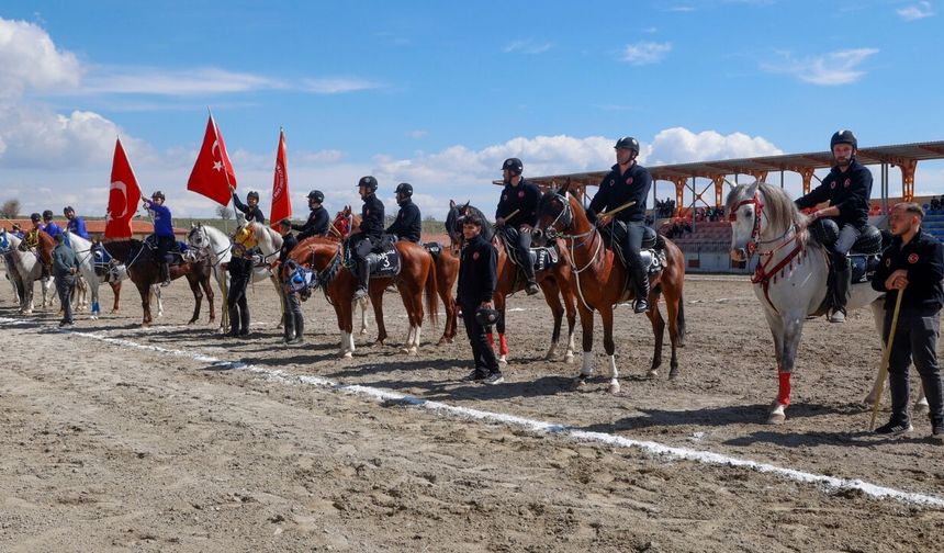 Uşak’ta Cirit Turnuvası Ertelendi: Üzücü Kaza Kararı Değiştirdi