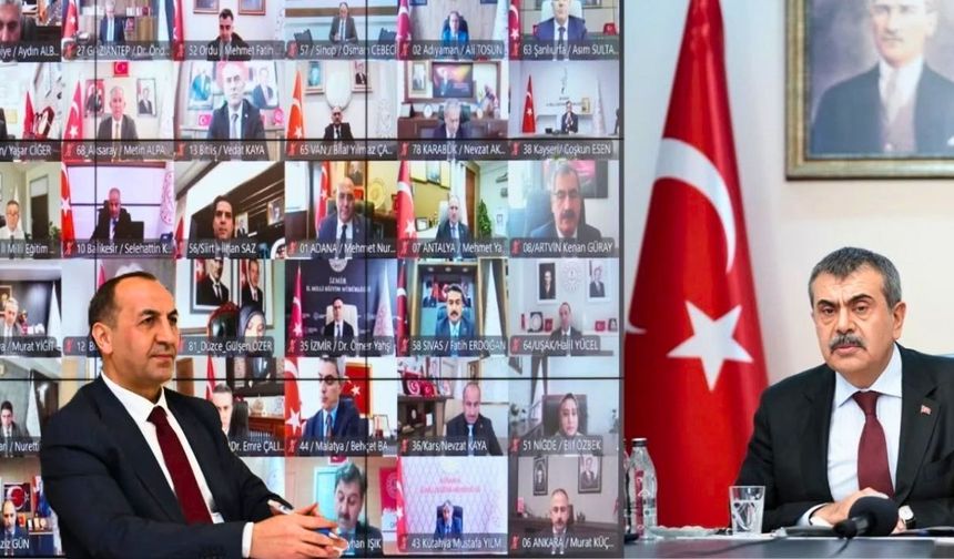 Uşak Millî Eğitim Müdürü Halil Yücel Bakan Tekin ile Görüştü