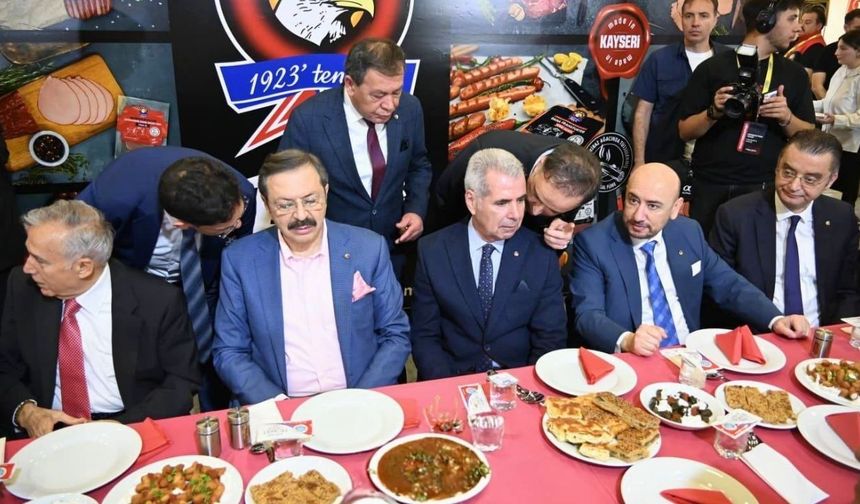 Antalya’da Düzenlenen ‘YÖREX’TE Uşak Damga Vurdu