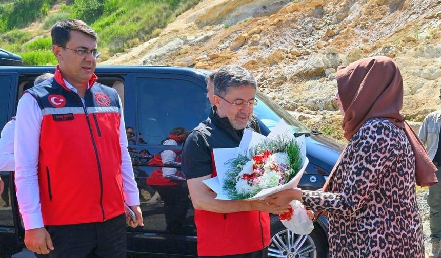 Bakan Yumaklı Uşak’ta 12 milyar TL’lik yatırımı inceledi
