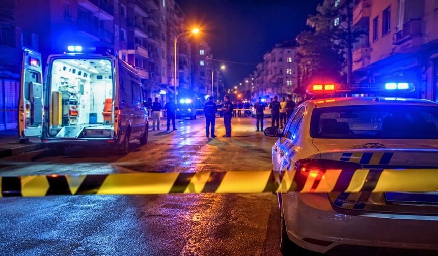 Uşak’ın Banaz İlçesinde İki Kişi Bıçaklandı