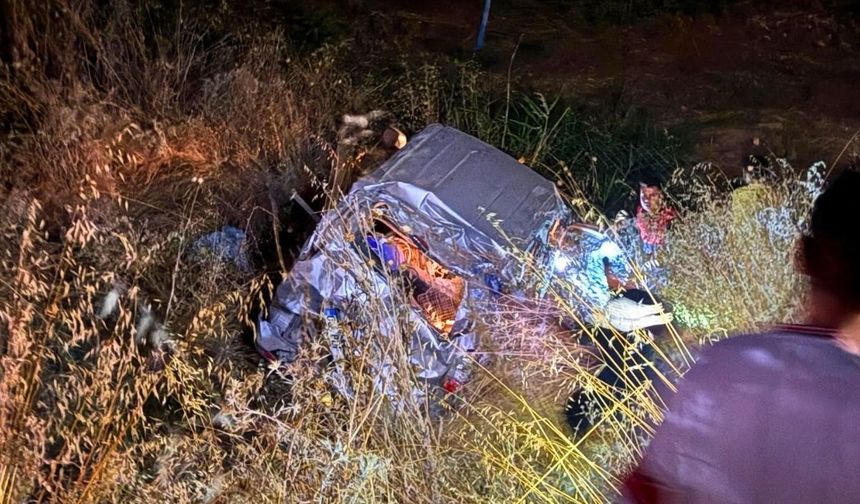 Uşak yeni haftaya da kazayla başladı: 3 yaralı