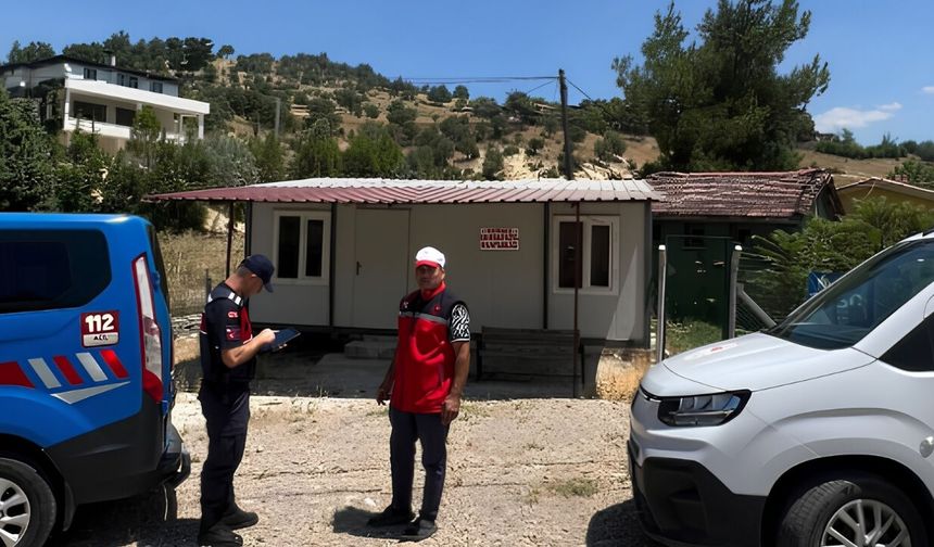 Uşak'ta Hayvan Sevklerinde Sıkı Denetim! Üreticilere Belge Uyarısı