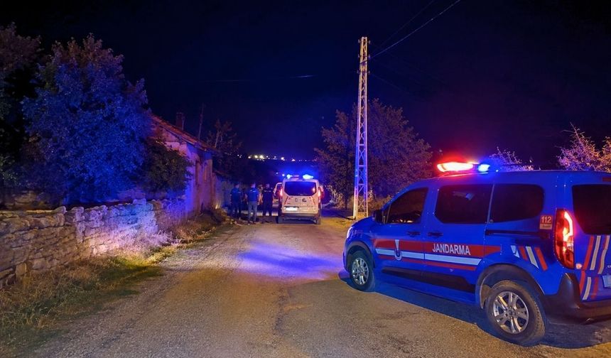 Uşak’a 70 kilometre ötede ağabeyini ve Yengesini Katletti