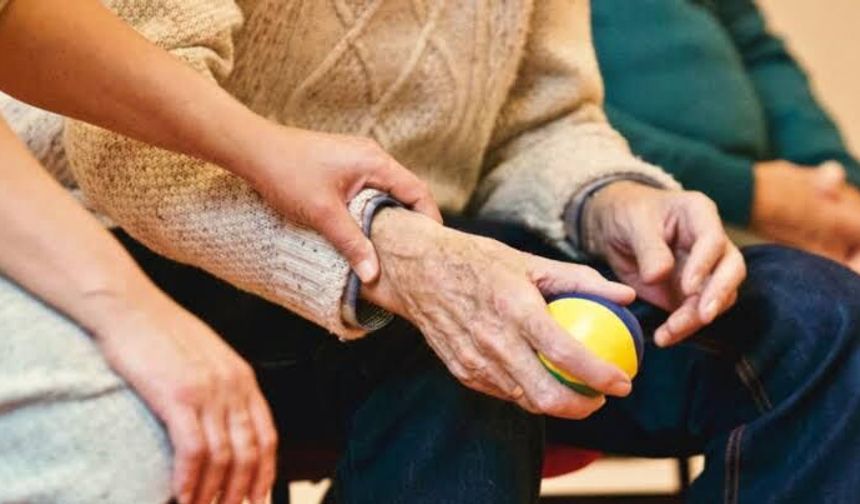 Türkiye’yi Bekleyen Alzheimer Riski