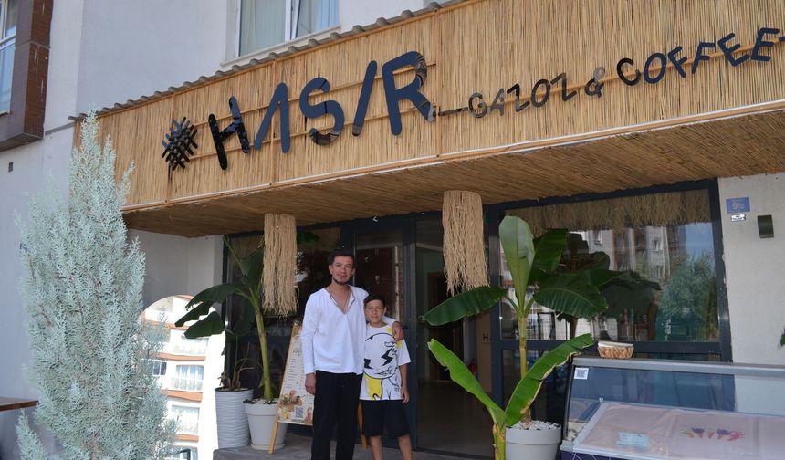 Uşak’ta Bu Kafeye Giren 85 Çeşit Gazozla Karşılaşıyor