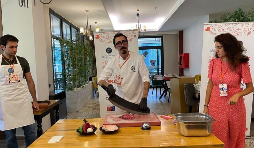 MasterChef Şampiyonu Sezer Dirican’dan Uşak’ta Antep Kebabı