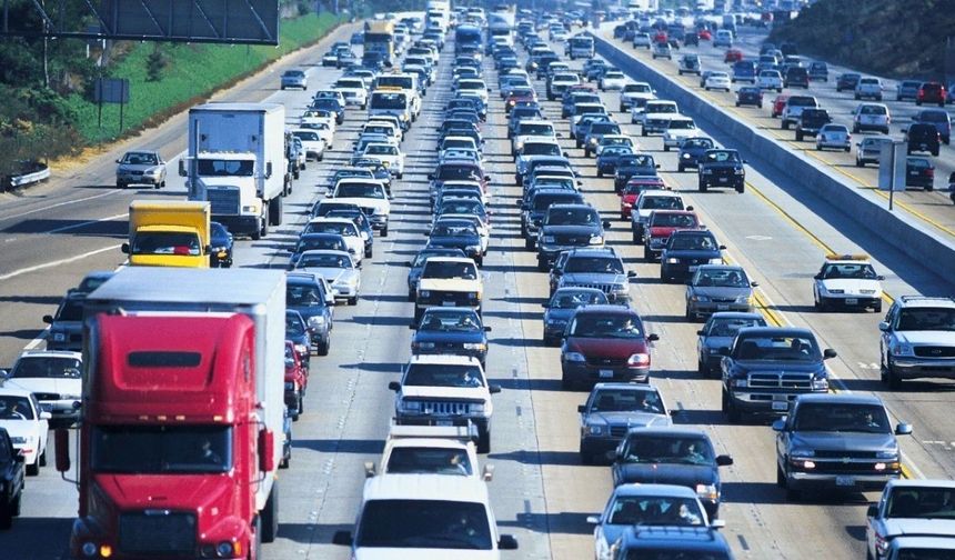 Uşak’ta Motorlu taşıt sayısı son bir ayda yüzde 0,75 arttı