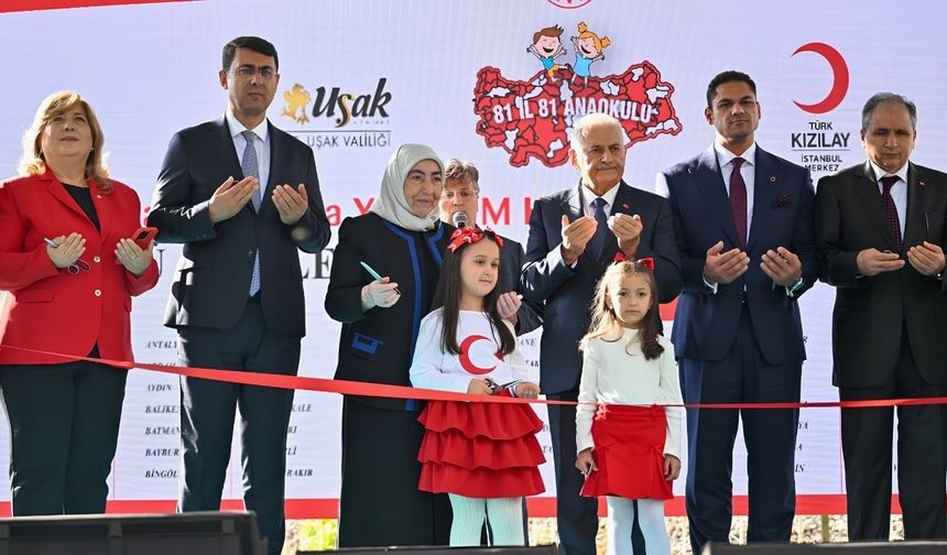 Uşak Şükrü Özdilek Kızılay Anaokulu Törenle Açıldı