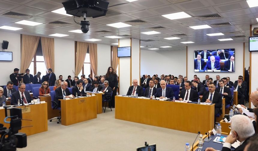 Uşak Milletvekili Güneş Muhalefet Önergelerini Eleştirdi