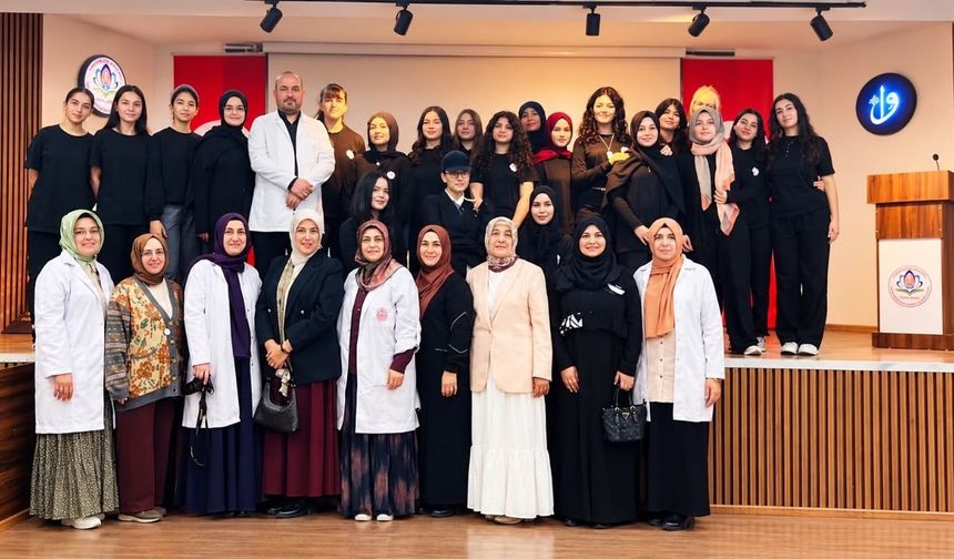 Uşak’ta Mevlid-i Nebi Programı Düzenlendi