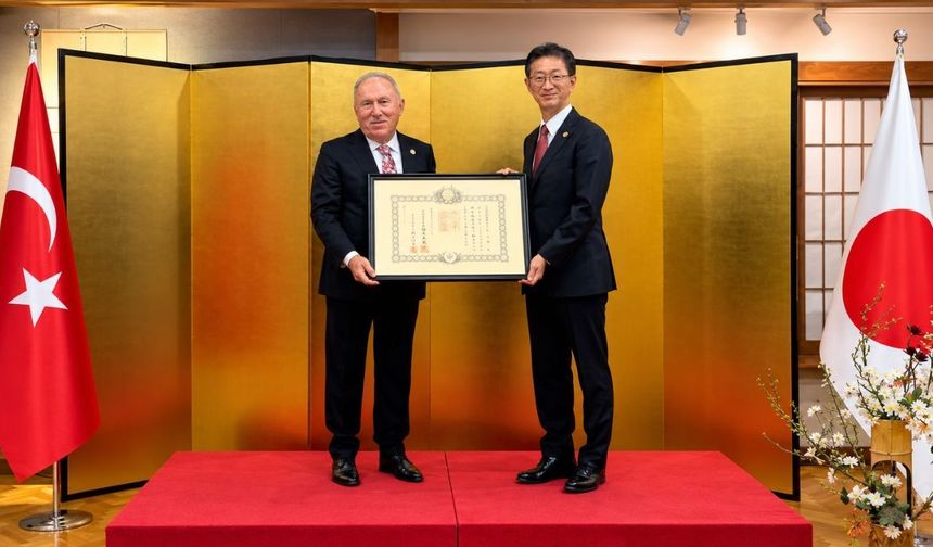 Uşaklı Hasan Murat Mercan’a Japonya’dan Devlet Nişanı