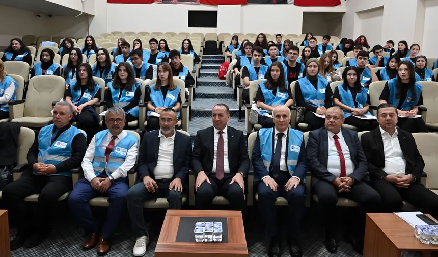 Uşak’ta Gençler İklim İçin Bir Araya Geldi