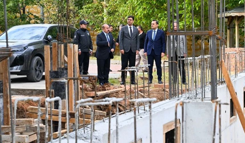 Uşak Valisi Dr. Serdar Kartal Banaz'ı Ziyaret Etti