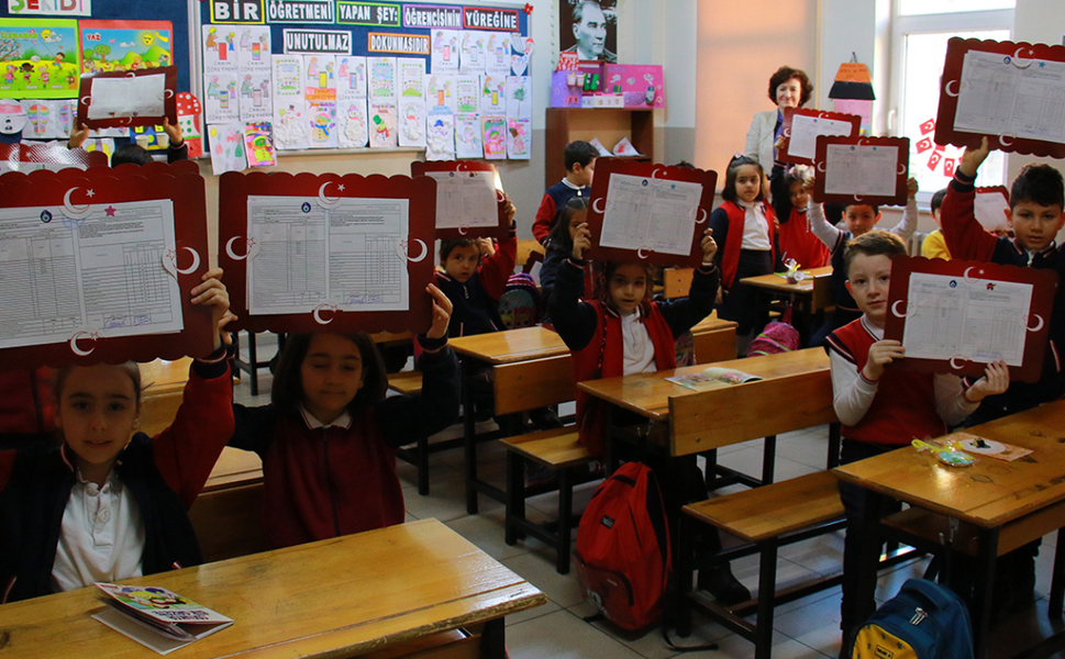 Uşak’ta Son Ders Zili Bugün Çalıyor: Binlerce Öğrenci Tatile Çıkıyor