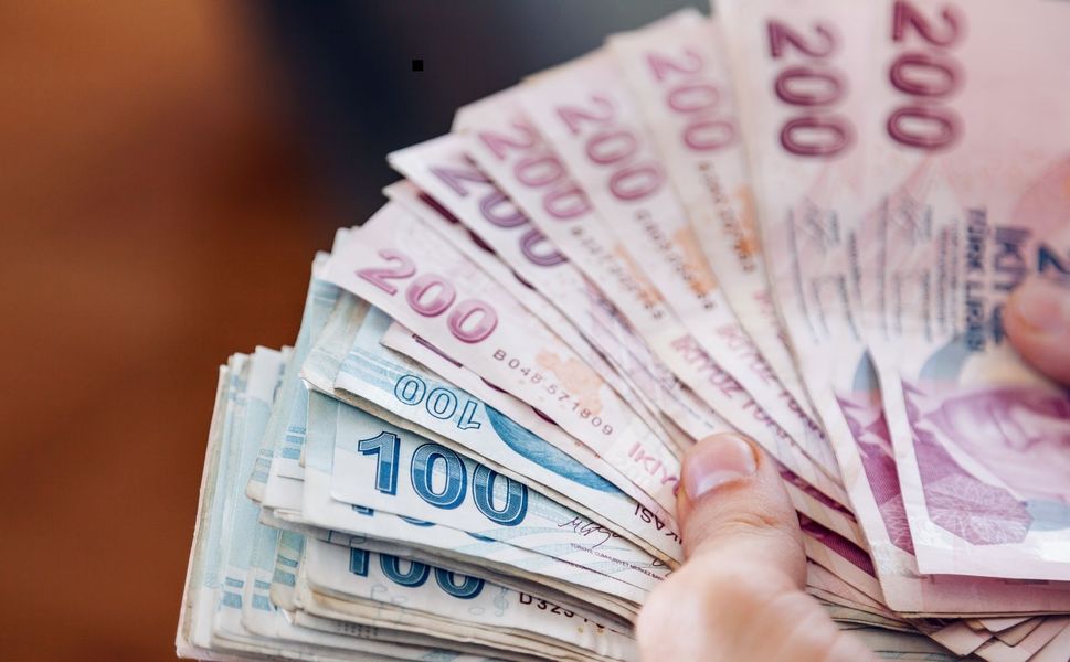 Karahallı’da, Öğrenciye 877 bin 500 TL Destek Sağlandı