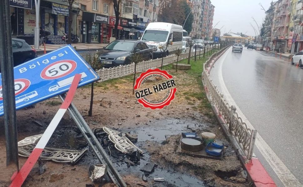 Uşak’ın göbeğinde bu çirkin görüntü 24 saatir duruyor